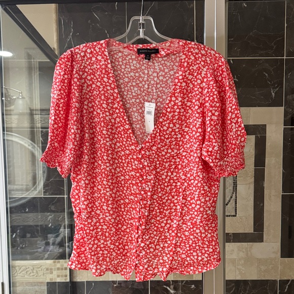 Banana Republic Tops - Banana Republic Red Floral V-Neck Button Front Blouse